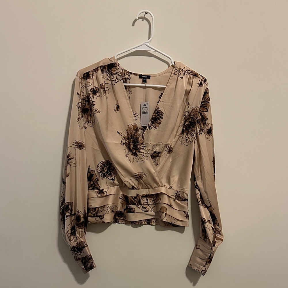 Express Floral Blouse (light taupe and brown)